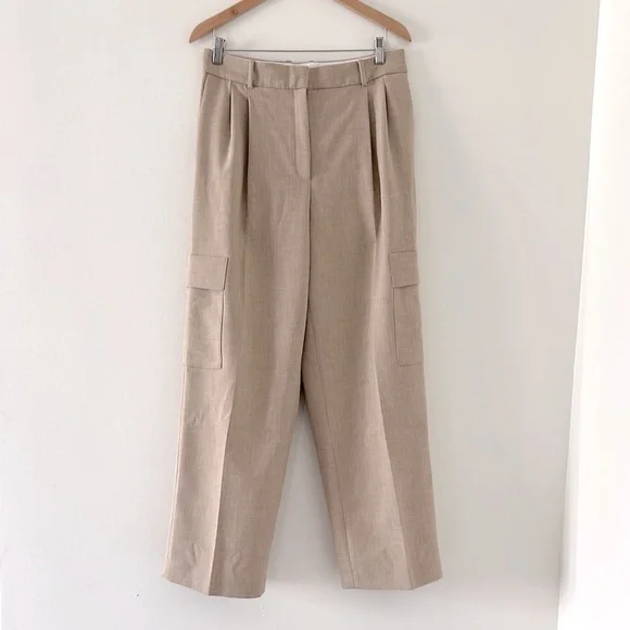 Aritzia Babaton Spotlight Cargo Pant high rise
Straight Leg - Picture 5 of 16